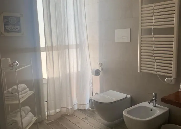 Romantica Bed & Breakfast 3*