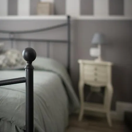 Romantica Bed & Breakfast